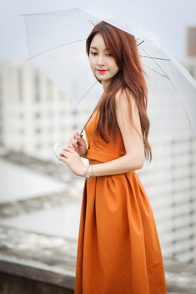 美女没穿衣服网站